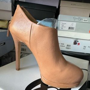 Nine West Bootie!